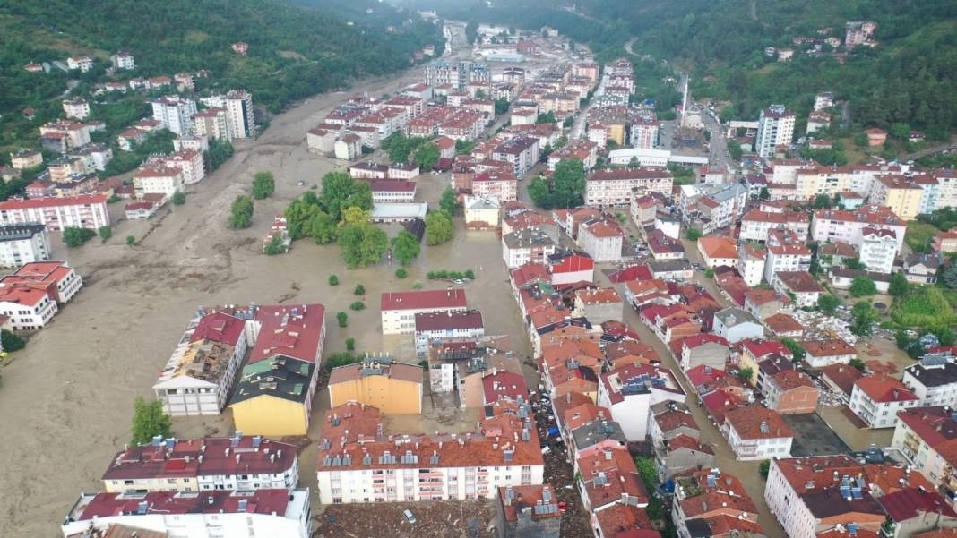 Kastamonu'da baraj yıkıldı Bozkurt ilçesi sular altında kaldı 18